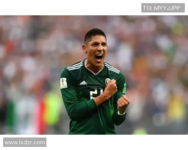 足球明星进球精彩瞬间集锦视频回顾带你重温经典时刻与激情时刻